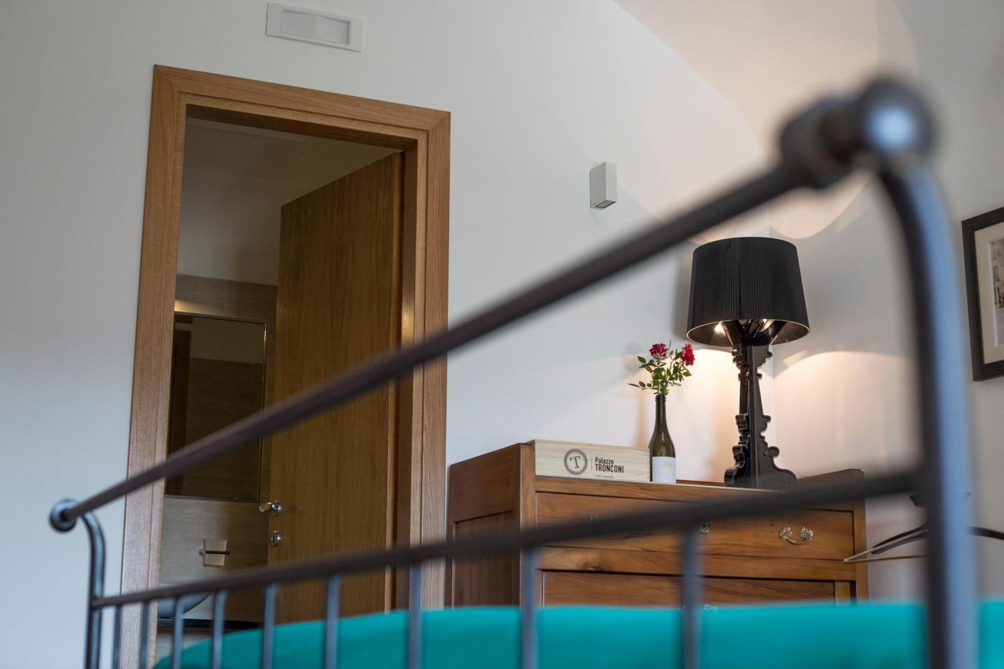 Palazzo Tronconi Villa Arce Eksteriør billede